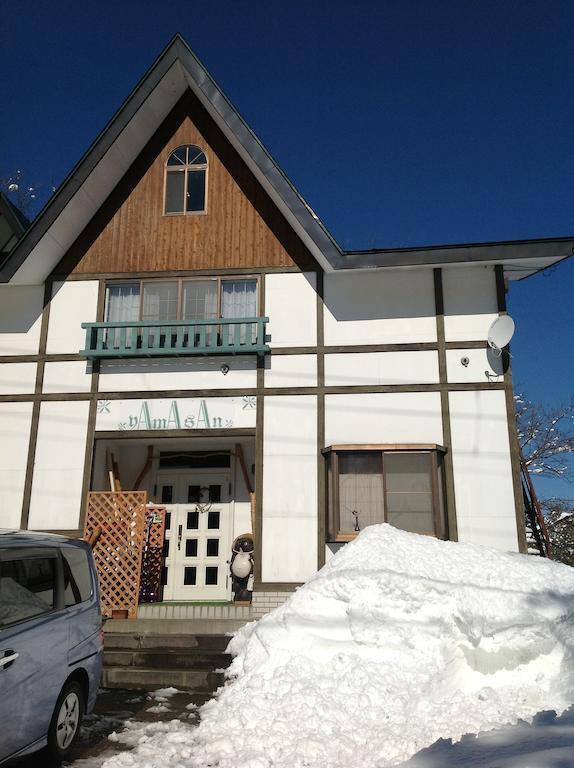 Myoko Kogen Pension Yamasan מראה חיצוני תמונה